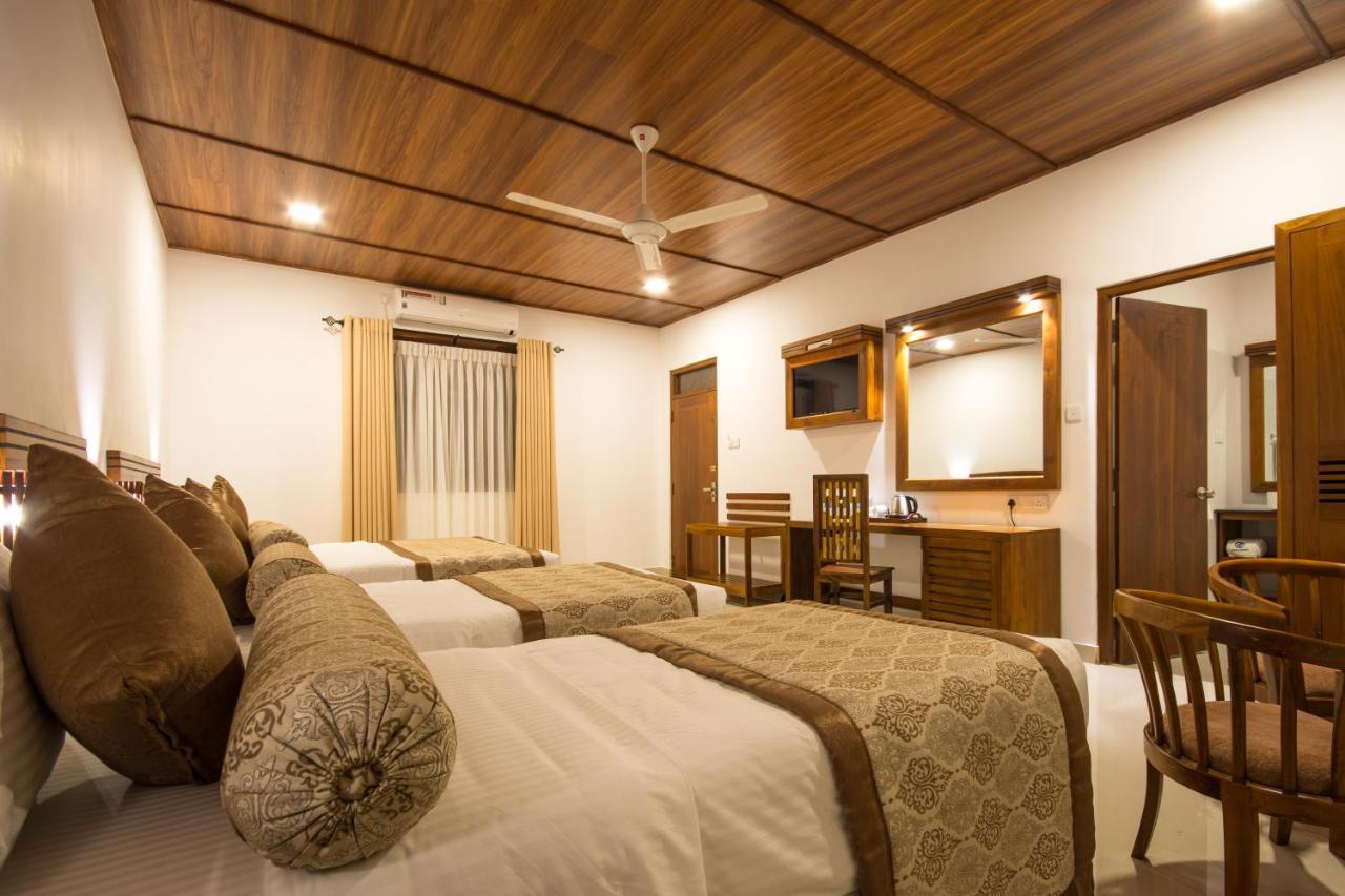 Okwin Resort Kandy Exterior photo