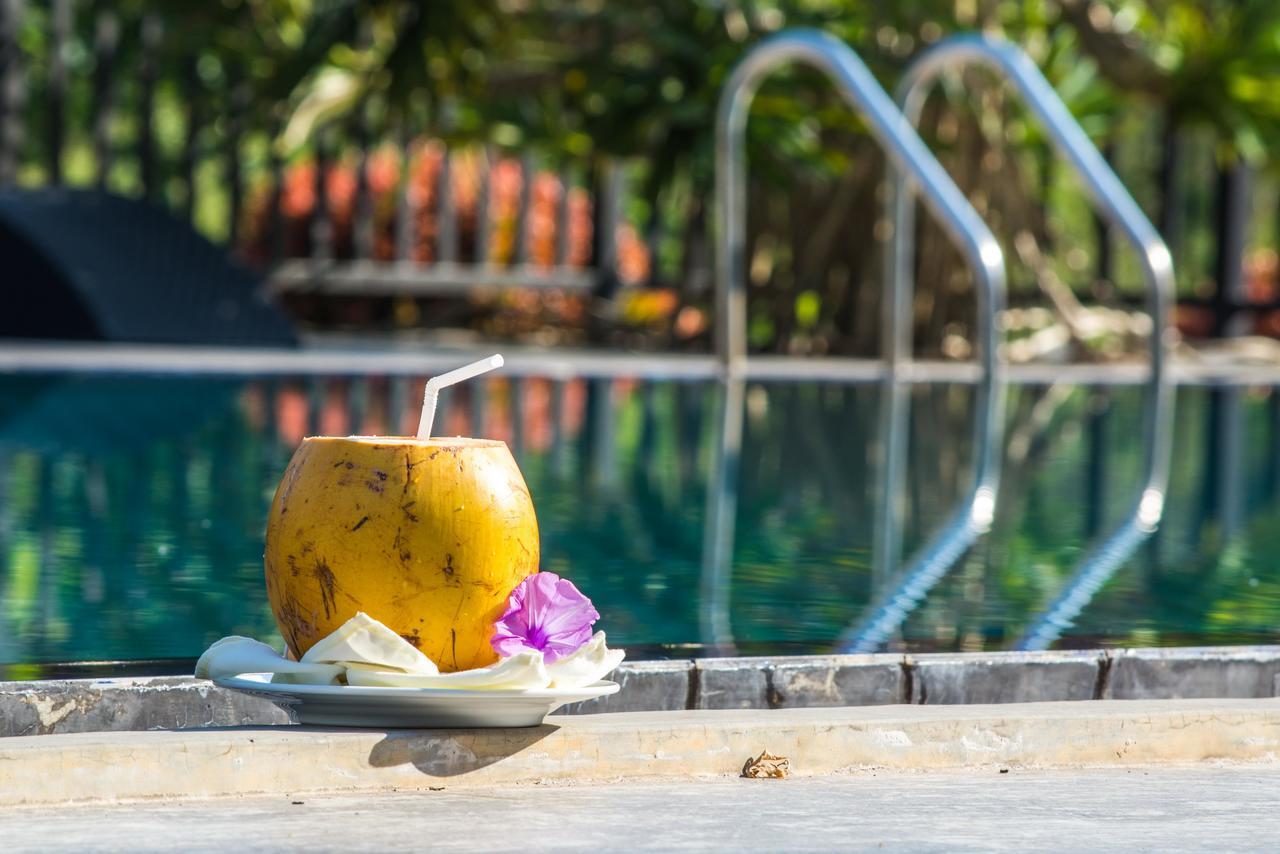 Okwin Resort Kandy Exterior photo